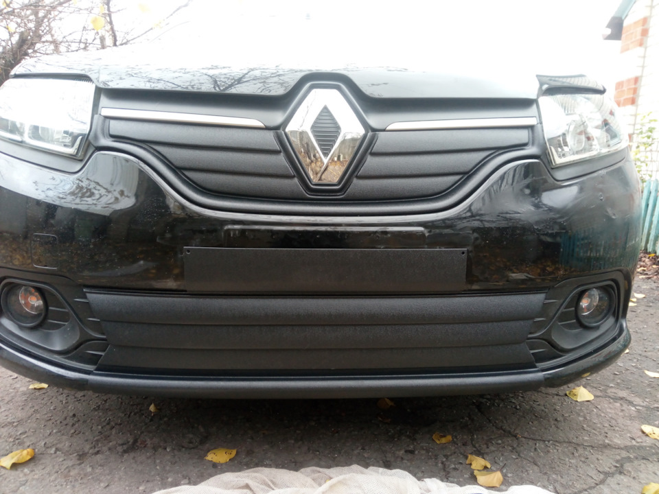 Фото в бортжурнале Renault Logan (2G)