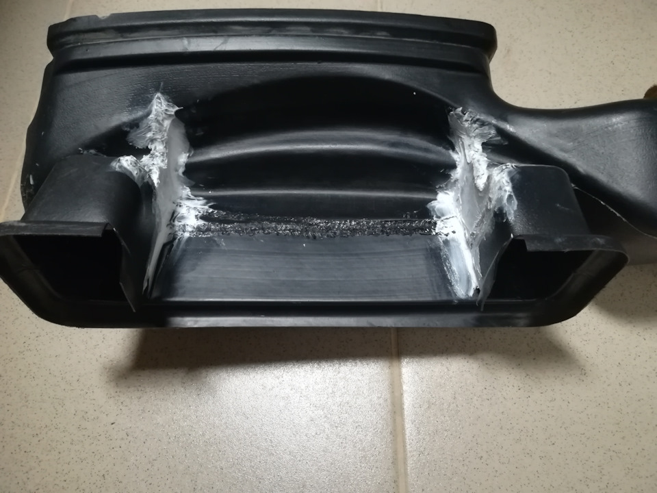 после пропайки и заделки швов герметиком — Audi 100 Avant (C3)