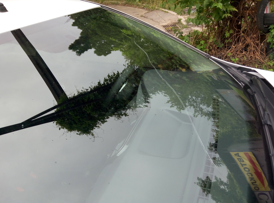 Фото в бортжурнале Renault Logan (2G)