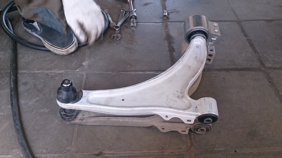 положили друг на дружку. — Chevrolet Orlando  (1G)