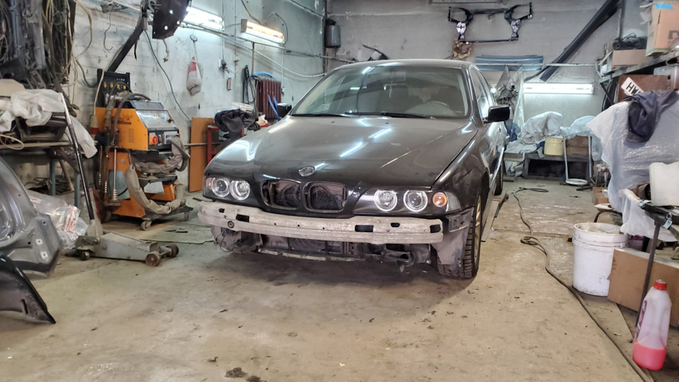 Фото в бортжурнале BMW 5 series (E39)