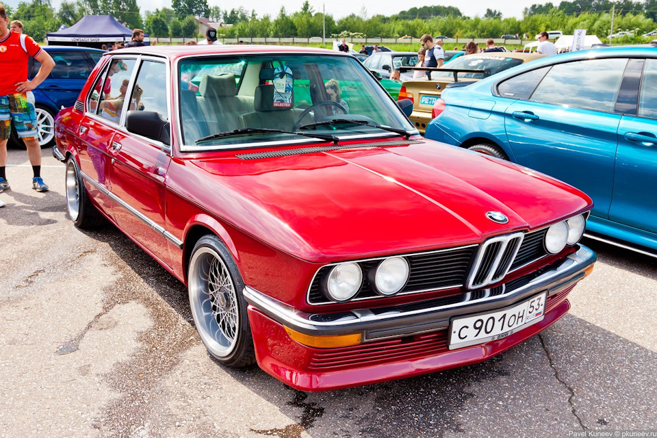 Фотки с нета — BMW 5 series (E12)