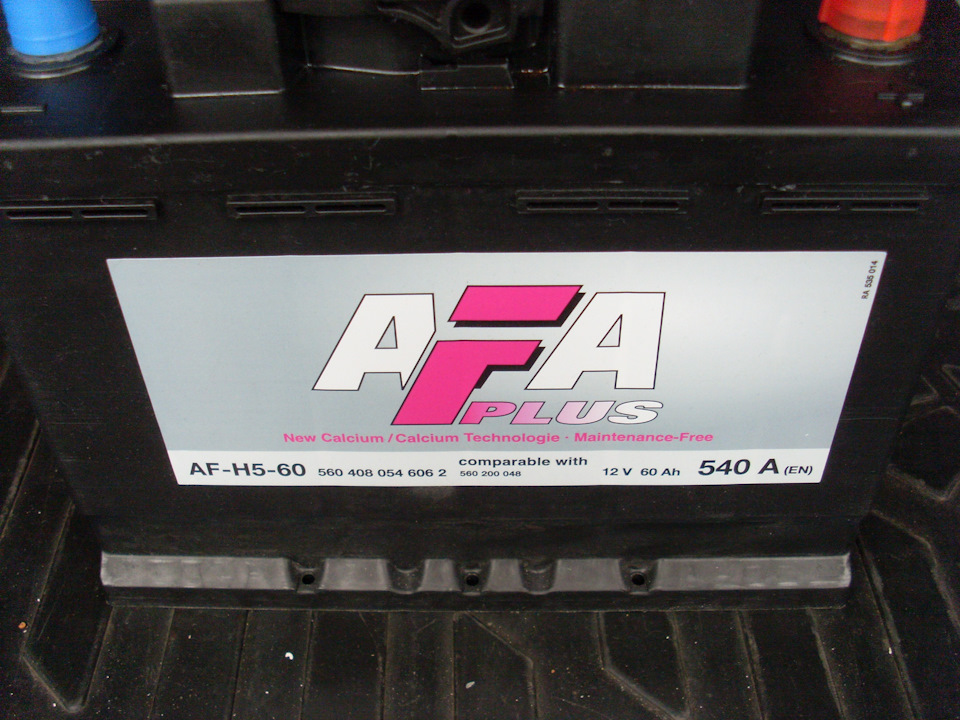 Фото в бортжурнале Volkswagen Polo Sedan. Запчасти на фото: AFH560, 560408054