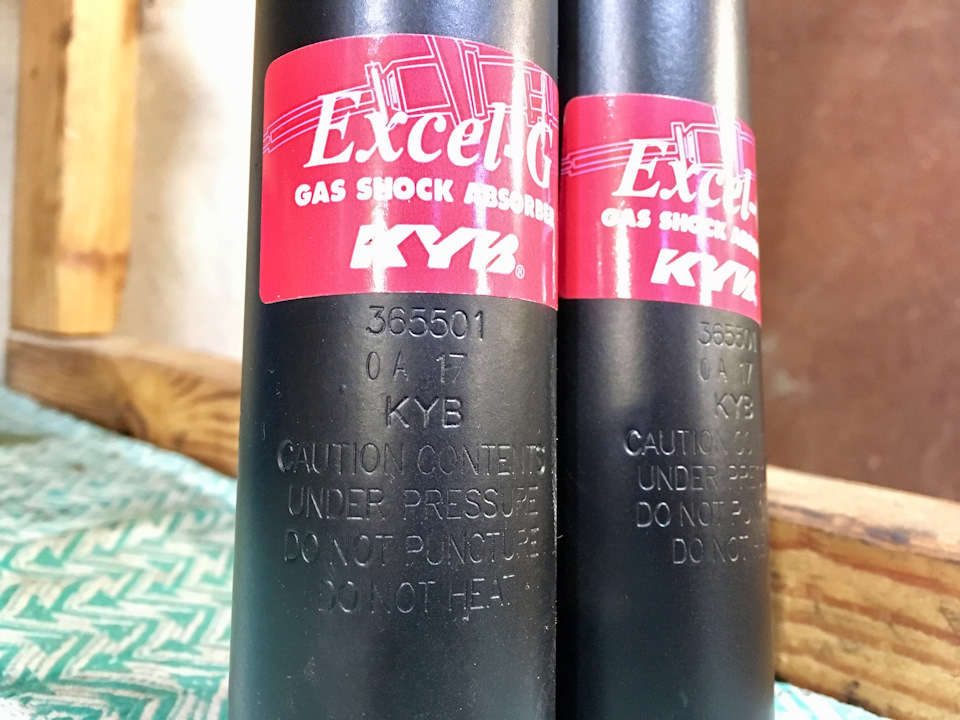 Тут всё как и на моих картриджах, собственно так же как и на картинках в просторах рунета. Смущает всё равно, что нет гравировки страны изготовителя (только на коробке made in Brazil); на задних есть гравировка made in Thailand. — Daewoo Nexia (N150). Запчасти на фото: 365501