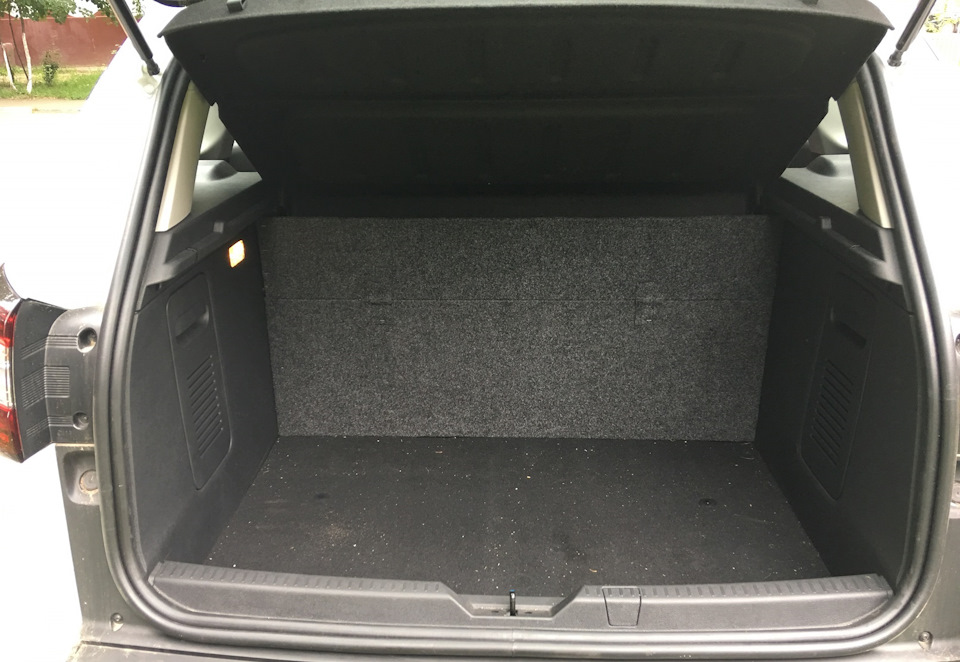 13 — Renault Kaptur (2016)