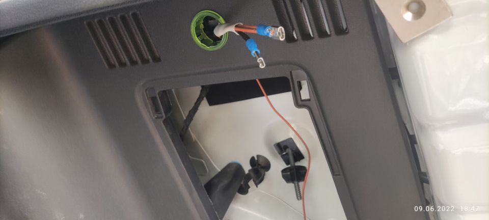 5 — Nissan Terrano III