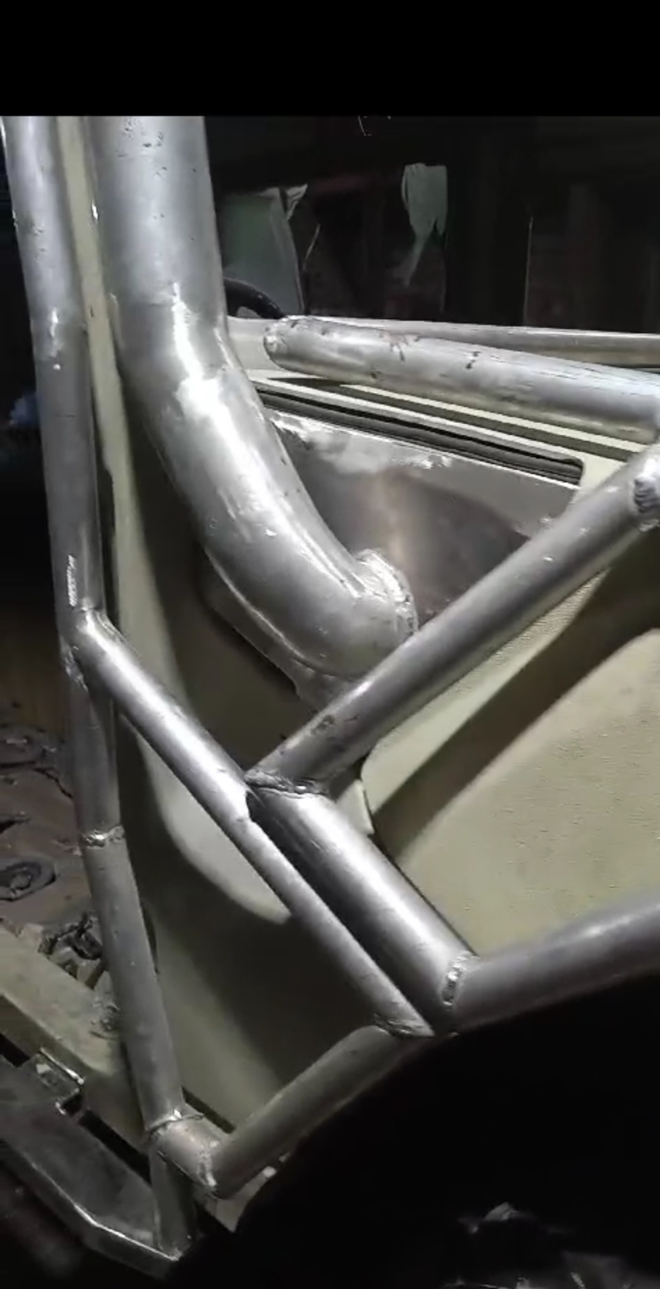 Фото в бортжурнале Toyota Mega Cruiser