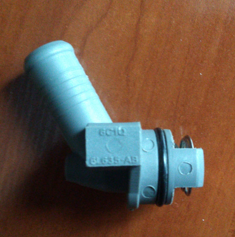 Ford 1372333 original — Ford Mondeo III. Запчасти на фото: 1372333