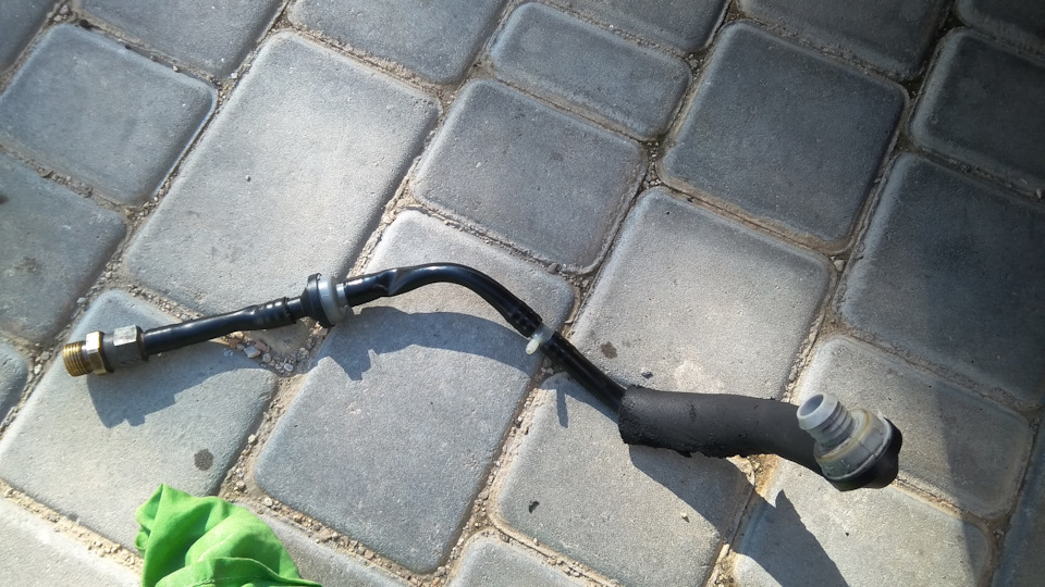 Трубка с клапаном — SsangYong Kyron