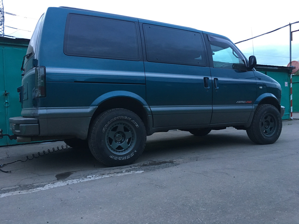 Photo from the logbook Chevrolet Astro II