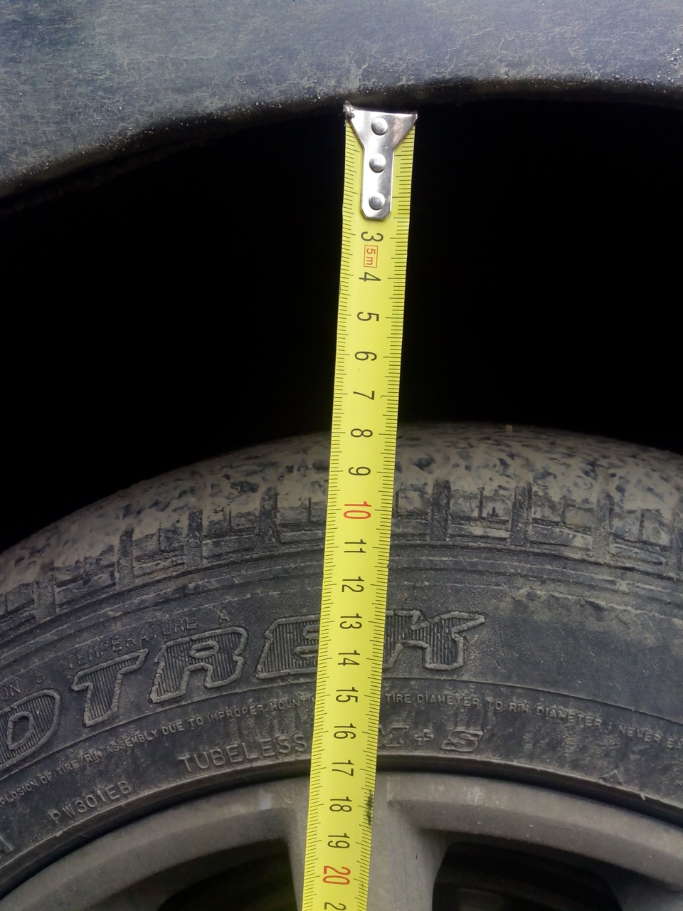 Переднее колесо — Ford Galaxy (Mk III)