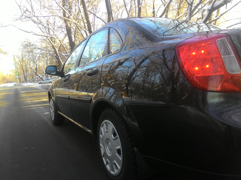 сияющий лач после мойки с воском жидким — Chevrolet Lacetti Sedan