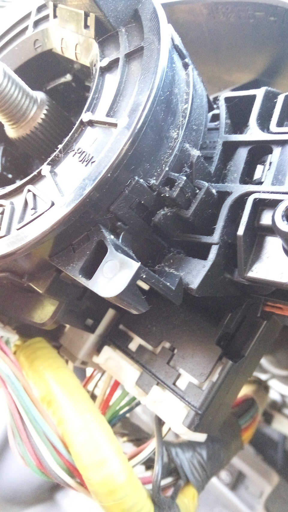 третья защелка — Toyota Prius (20)