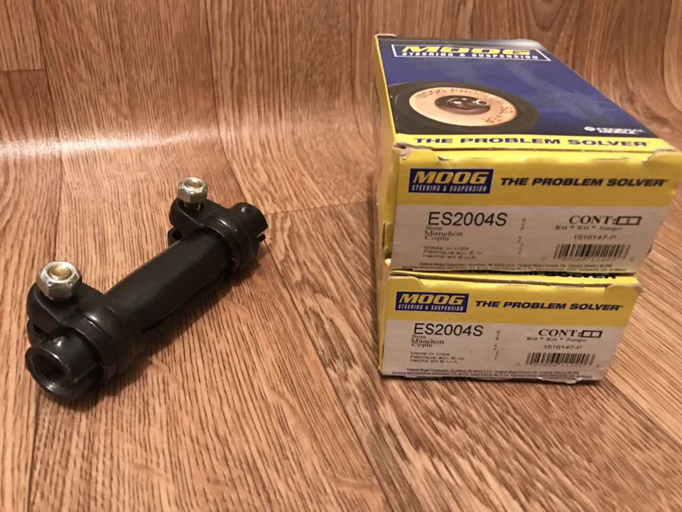 Photo from the logbook Chevrolet Blazer (S-15). Found on photo: ES2004S