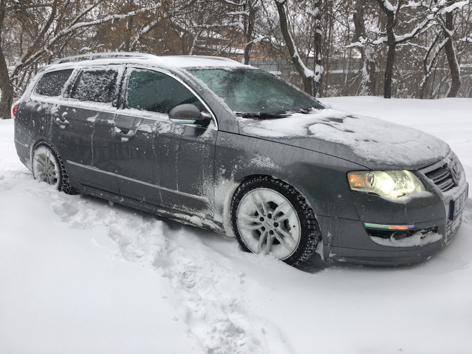 Фото в бортжурнале Volkswagen Passat Variant (B6)