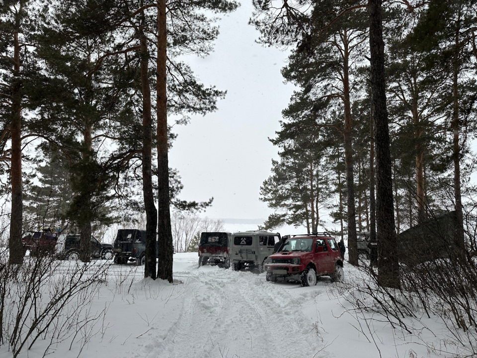 полянка — Suzuki Jimny (1G)