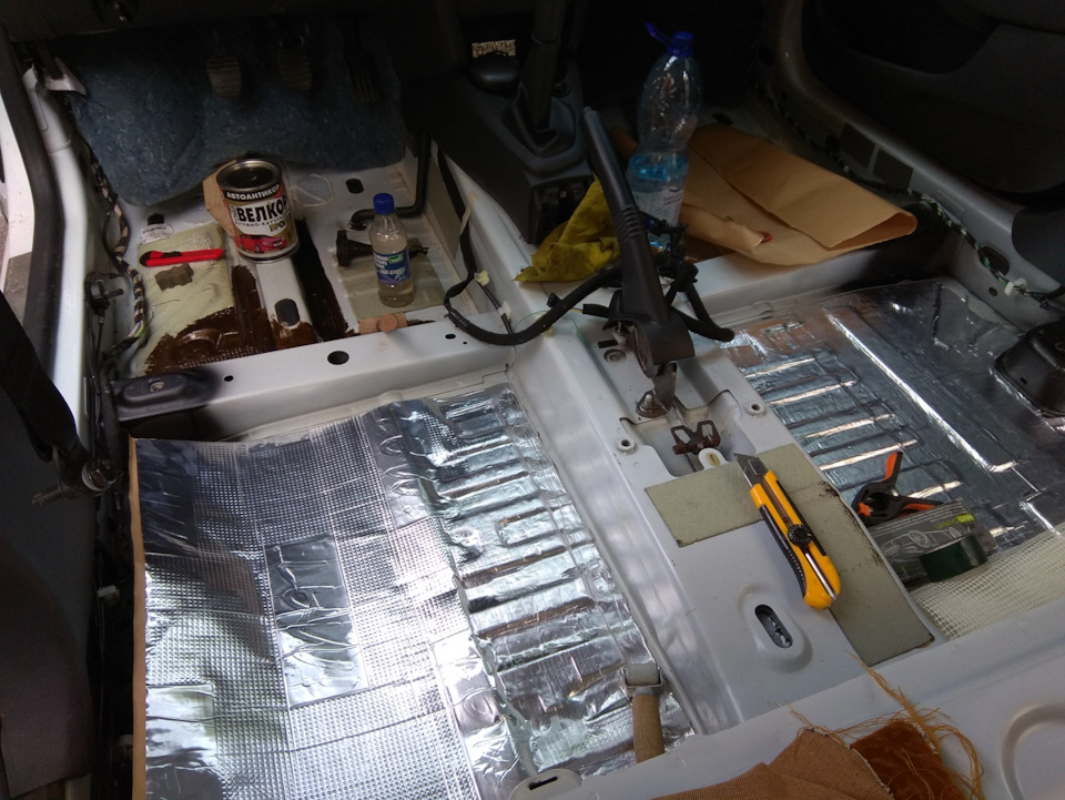 Фото в бортжурнале Renault Logan (2G)