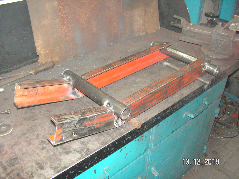 Фото в бортжурнале Самодельный минитрактор