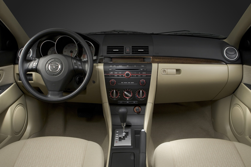 Фото в бортжурнале Mazda 3 (1G) BK