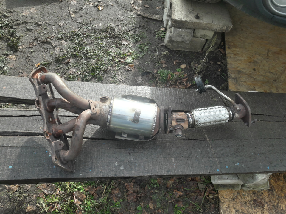 Итог сварки пламегасителя с диффузором и укороченной гофрой — KIA Soul (2G)