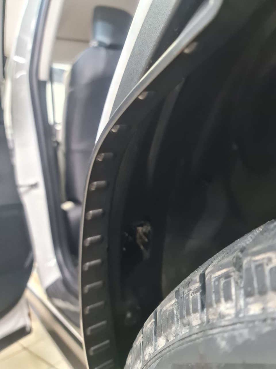 Фото в бортжурнале Toyota RAV4 (5G)