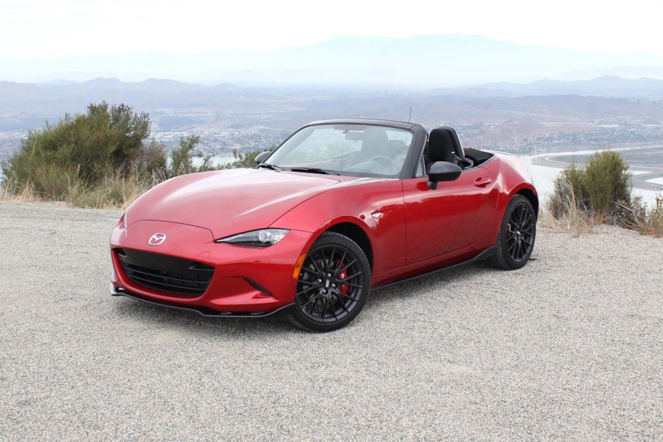 Mazda MX-5 Miata — Lexus IS II
