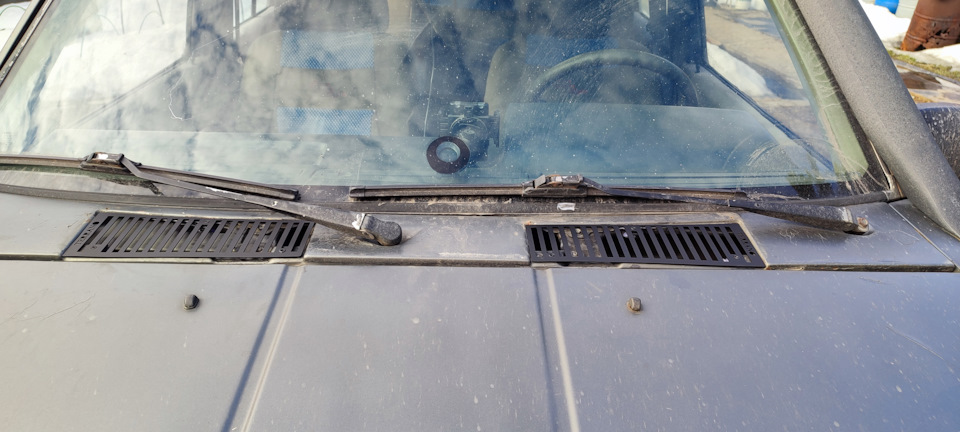 Фото в бортжурнале Nissan Terrano I