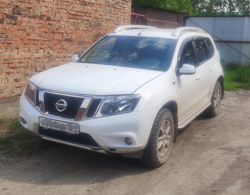 8 — Nissan Terrano III