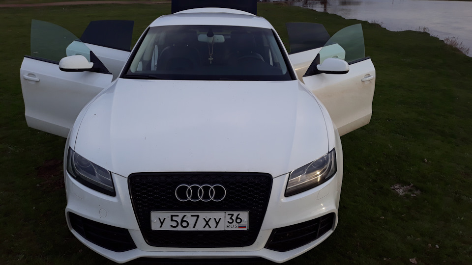 Фото в бортжурнале Audi A5 Sportback (1G)