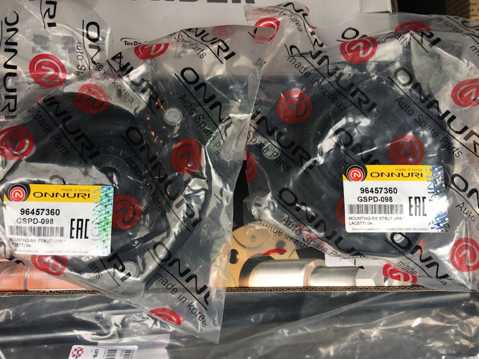 GSPD098 ONNURI — Опоры амортизатора — Chevrolet Lacetti Sedan. Запчасти на фото: GSPD098, 96457360