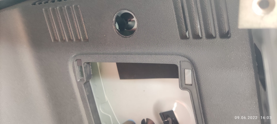 4 — Nissan Terrano III