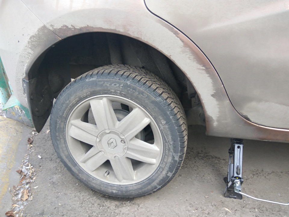 на домике…отдыхают — Lada XRAY
