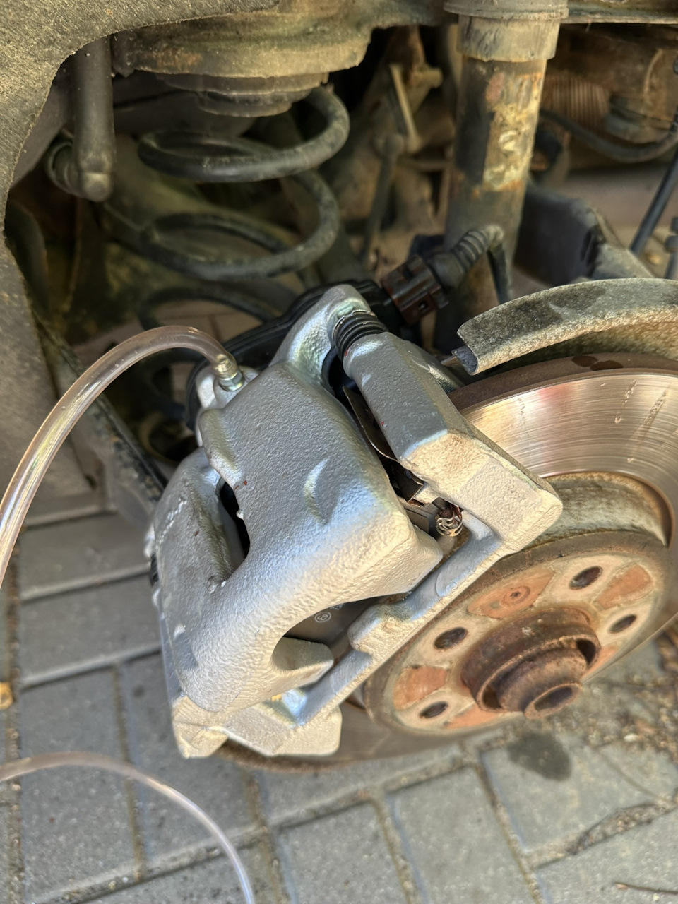 на месте — Audi A4 (B8)