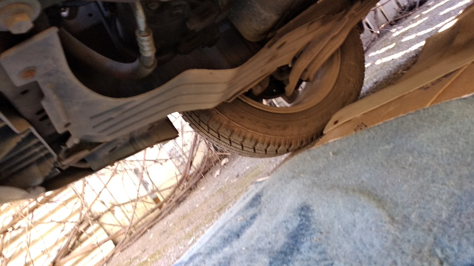 Вот эту. Простите за нечеткое фото. — Nissan Primera (P12)