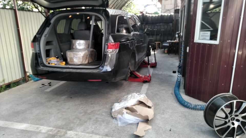 Фото в бортжурнале Honda Odyssey (4G)