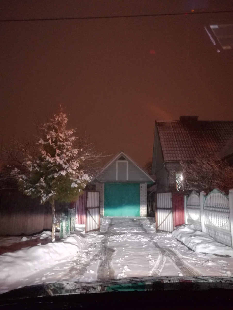 Свет в живую выглядит ярким, очень хорошая граница, по сравнению со старыми линзами «небо и земля» — Suzuki SX4 (2G)