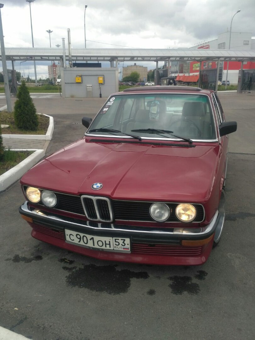 Моечка — BMW 5 series (E12)