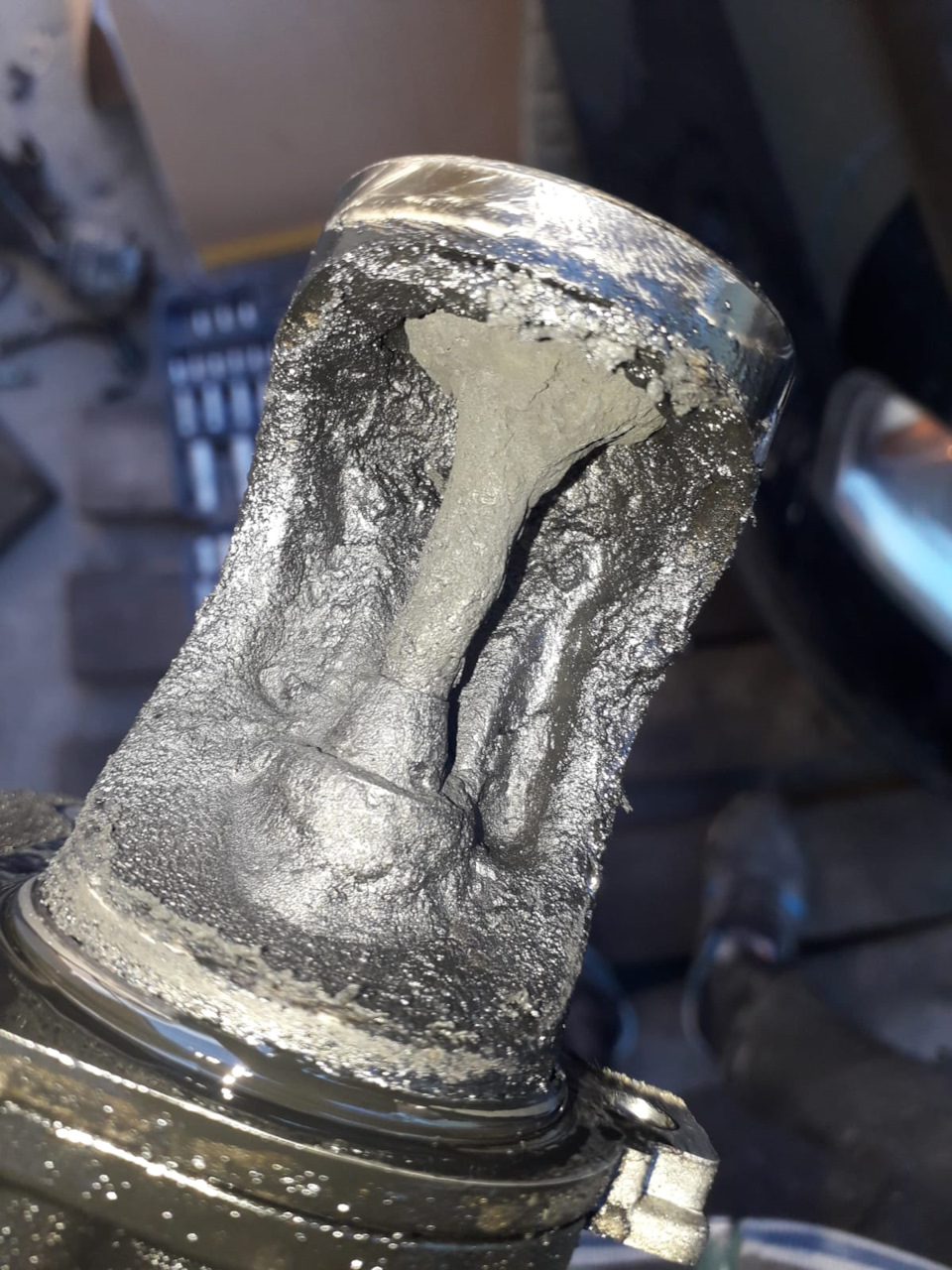 клапан ЕГР — Audi A4 (B7)