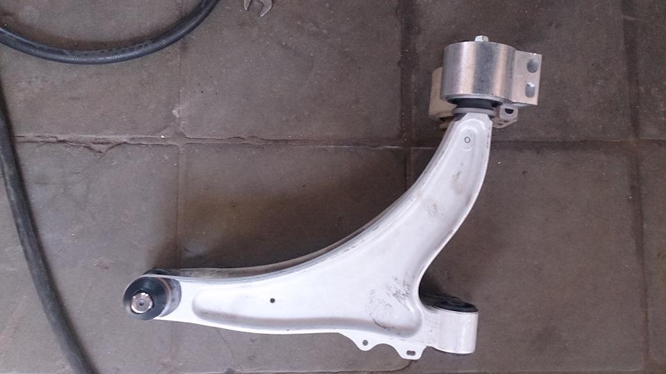 вроде бы похожи… — Chevrolet Orlando  (1G)