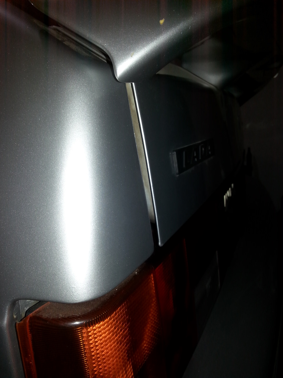 Данный зазор никак не убрать — Lada 2114