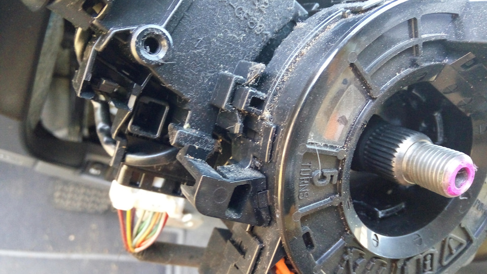 Первая защелка — Toyota Prius (20)