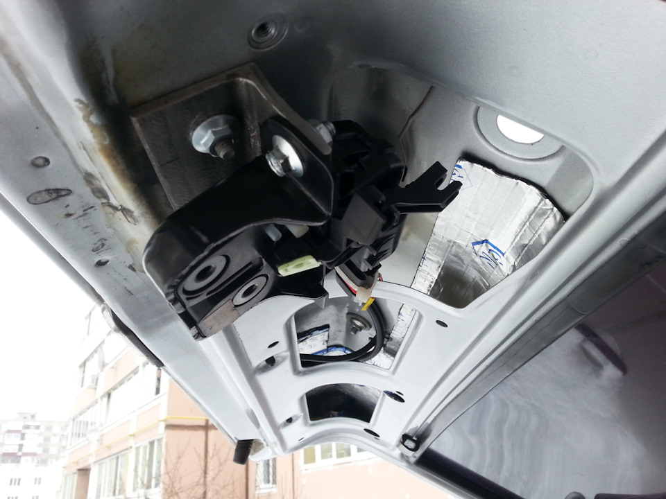 вид сбоку — Lada 2114