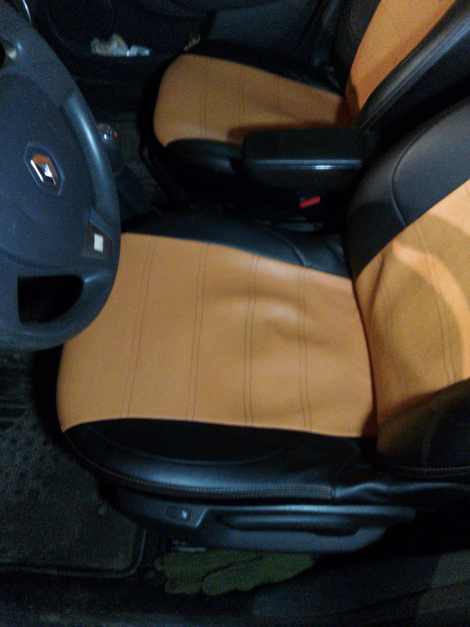 Фото в бортжурнале Renault Logan (2G)