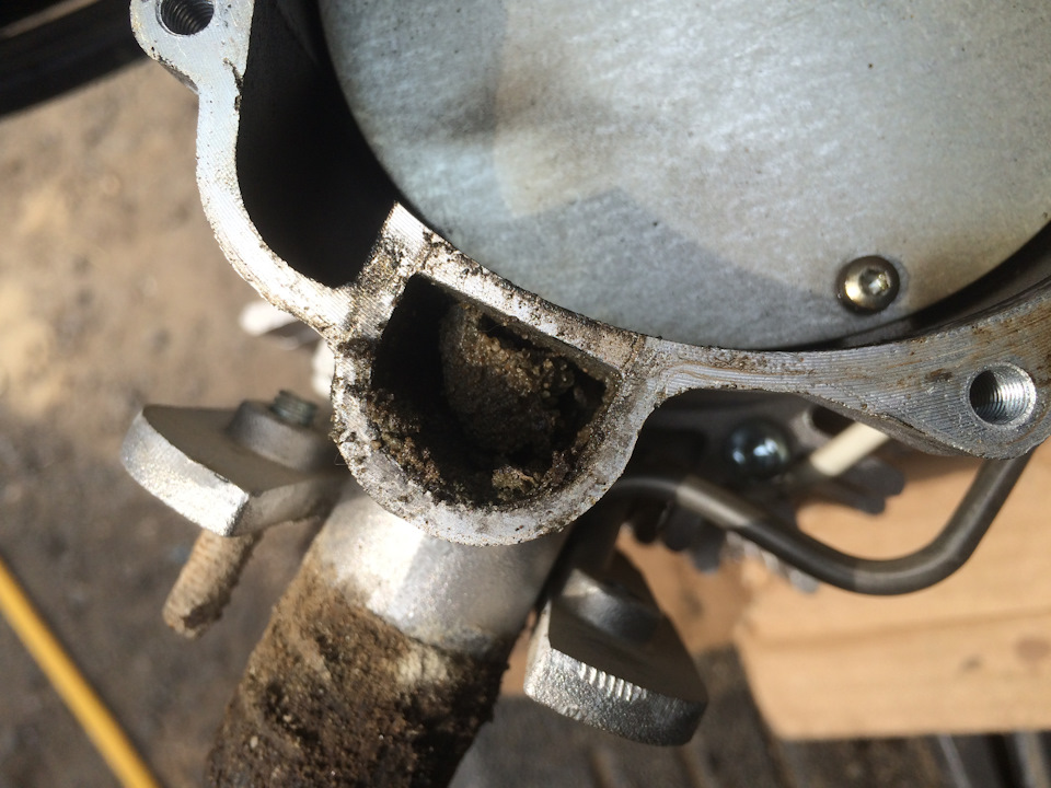 Фото в бортжурнале Nissan Patrol GR II (Y61)