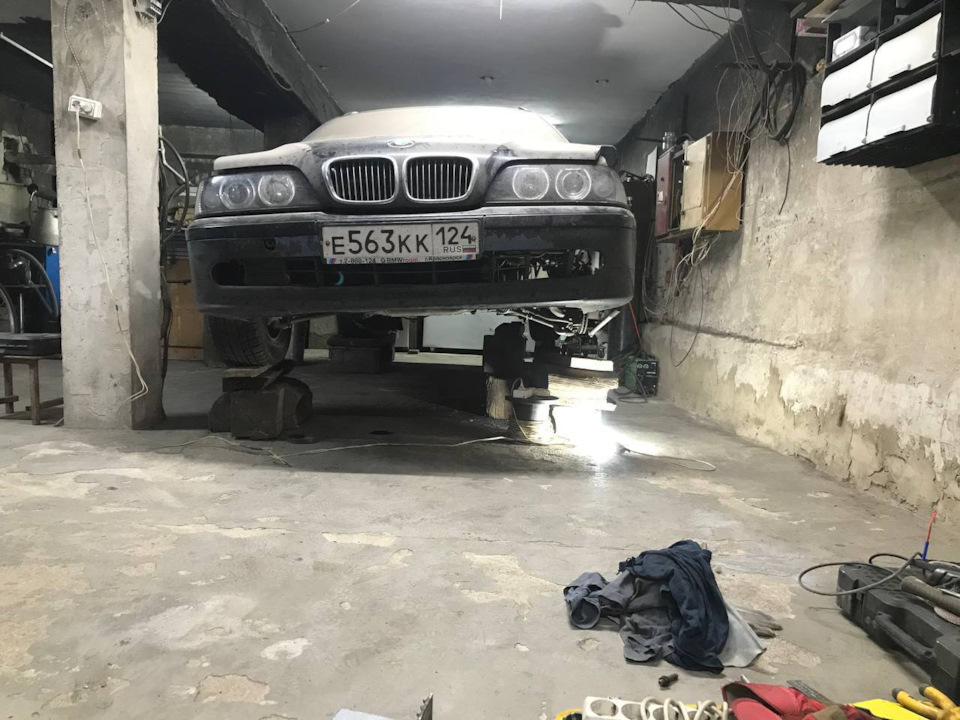 Фото в бортжурнале BMW 5 series Touring (E39)