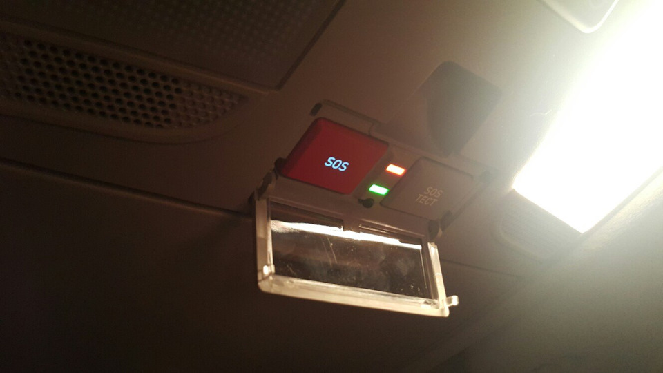 Редкий случай. Мне кажется, нашим законодателям для начала стоило хорошенько протестировать систему, а не пальцы веером ставить и заставлять на все автомобили устанавливать эту ерунду, которая в нужный момент просто не сработает. — Hyundai Creta (1G)