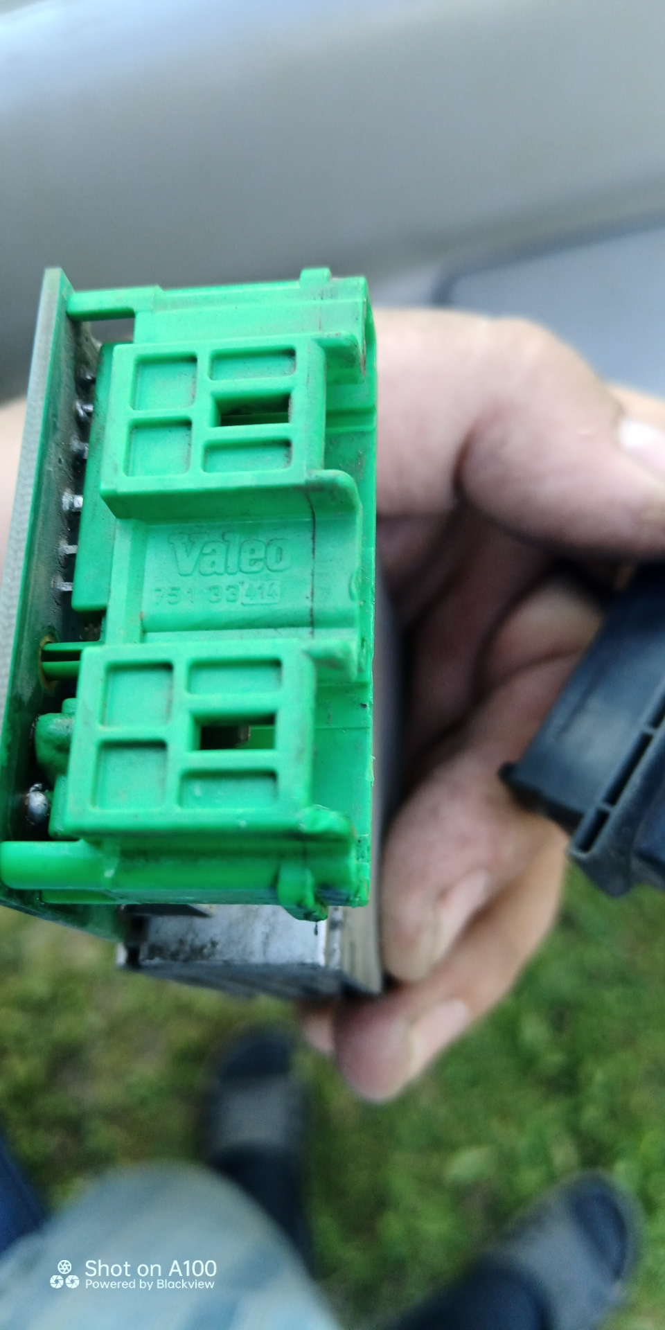 Вот тут даже видно как потек пластик на малой колодке — Renault Scenic II