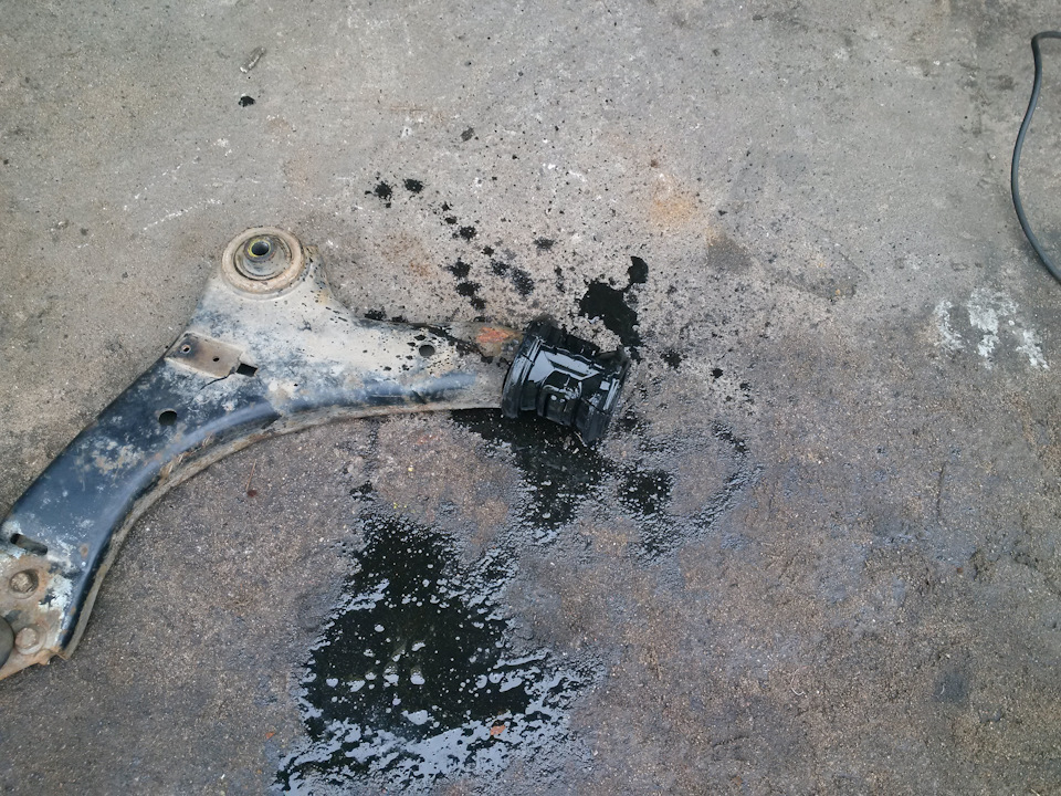 Фото в бортжурнале Volvo S80 (2G)