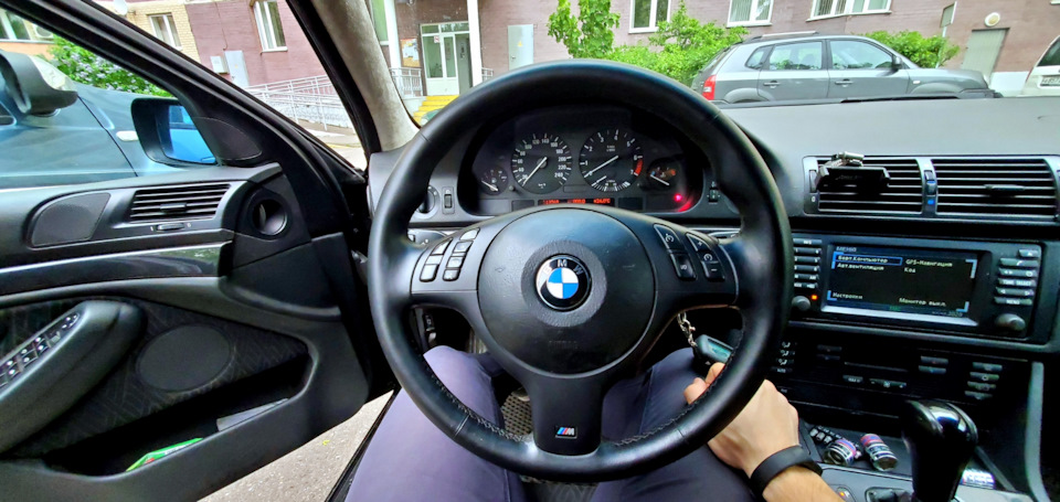 Фото в бортжурнале BMW 5 series (E39)