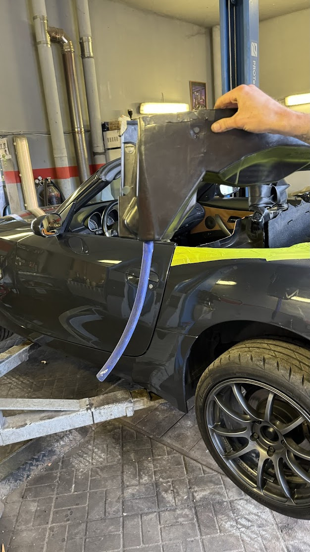 Фото в бортжурнале BMW Z4 (E85)